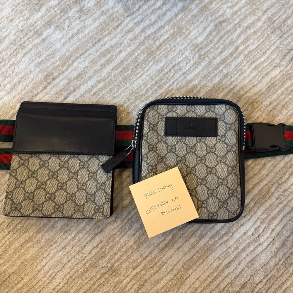 Like new* Gucci GC Supreme Double Web belt bag